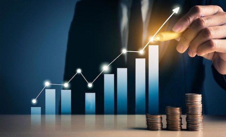 How Compound Interest Works and Why It Is the Secret to Building Wealth